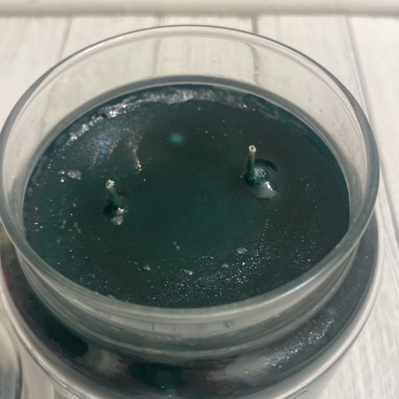 🎄Balsam Fir 14oz Village Candle - Picture 2 of 5